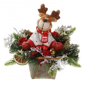 Weihnachtsgesteck-im-Korb-mit-sitzendem-Keramik-Elch.0503-012-07a